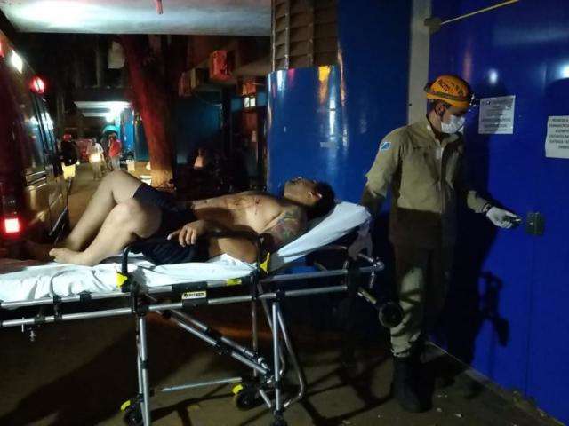 MP vai investigar morte em hospital sem m&eacute;dico como homic&iacute;dio 