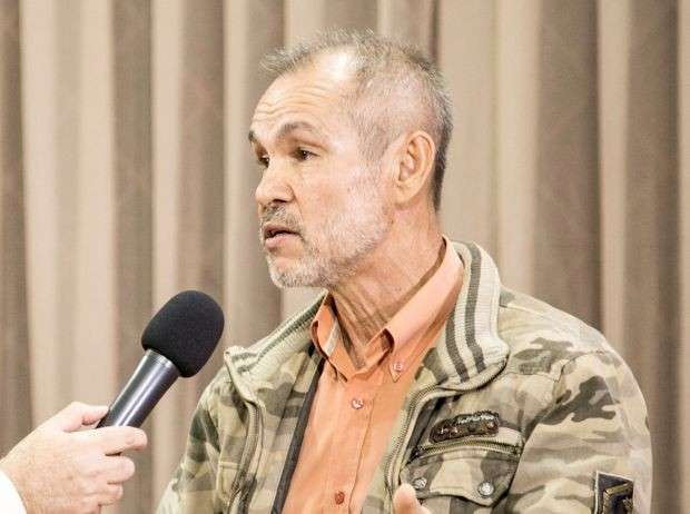 Candidato a prefeito do Psol usa rede social para pedir doa&ccedil;&atilde;o em dinheiro