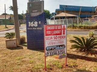 Academia ter&aacute; mais 15 dias para retirar propaganda considerada gordof&oacute;bica