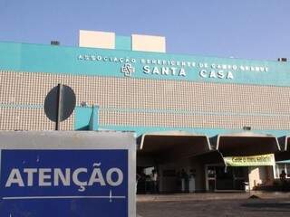 Maior hospital do Estado, Santa Casa vive instabilidade financeira e presencia ataques entre diretores. (Foto: Arquivo)