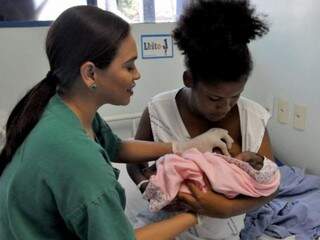 Enfermeira em maternidade de hospital (Foto: Divulgação)