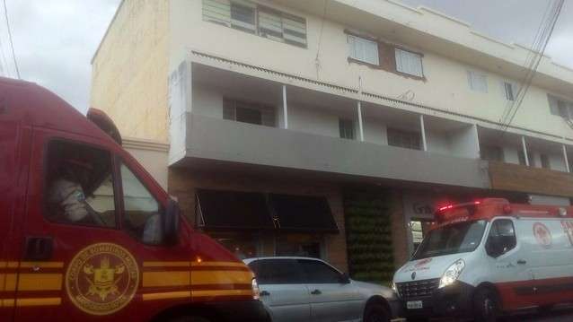 Morre pedreiro que caiu de 10 metros de altura ao instalar janela