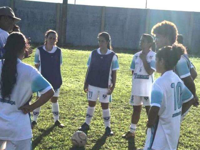 Moreninhas se despede do Brasileiro de futebol feminino contra Toledo na quarta