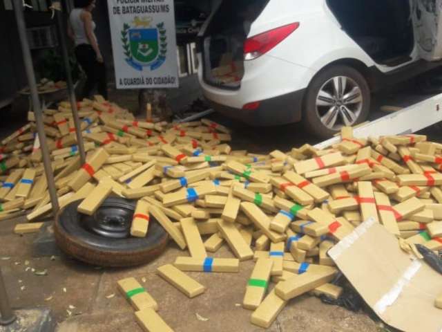 Carro que transportava 1,2 tonelada de maconha foi roubado em S&atilde;o Paulo