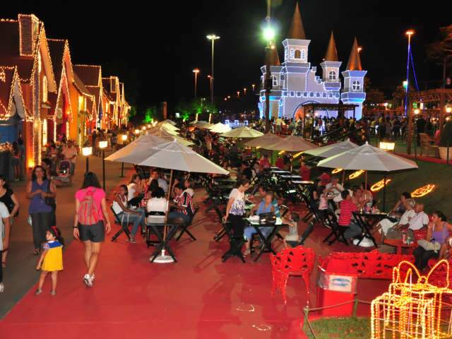  S&atilde;o Pedro d&aacute; tr&eacute;gua e lota Cidade do Natal