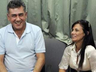 Jarvis Pavão com sua advogada no Paraguai, Laura Casuso (Foto: ABC Color)