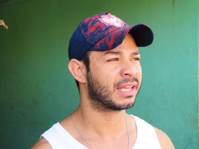 Em Campo Grande, vizinhos lamentam morte de estudante em boate incendiada
