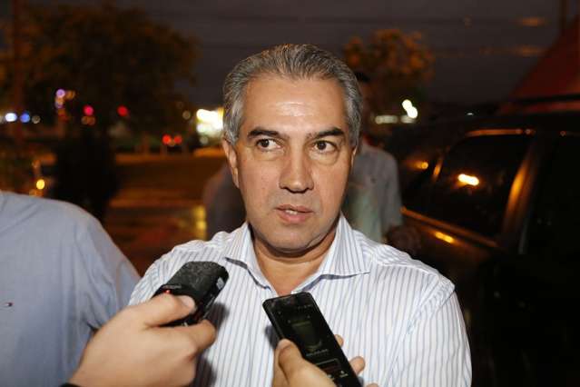 Em reuni&atilde;o de secret&aacute;rios, Reinaldo cita caravana e equil&iacute;brio das contas
