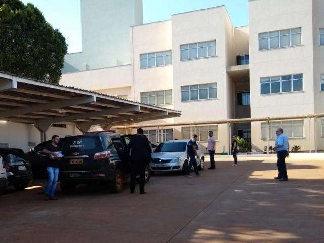 Beneficiados por habeas corpus, vereadores continuam afastados
