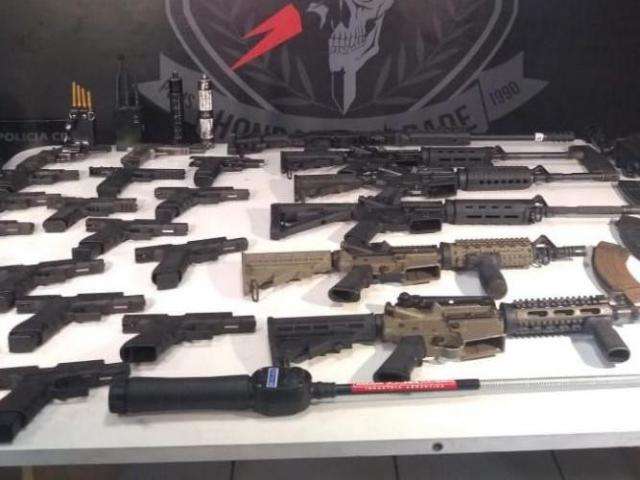 Policia Federal tem equipamentos exclusivos para per&iacute;cia em arsenal 