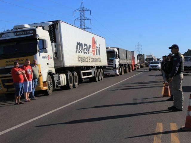 &quot;&Eacute; uma vergonha&quot;, diz dirigente de entidade sobre pre&ccedil;o do combust&iacute;vel