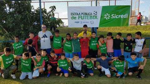 No Jardim Monumento, Marquinhos lança hoje 11ª escolinha de futebol
