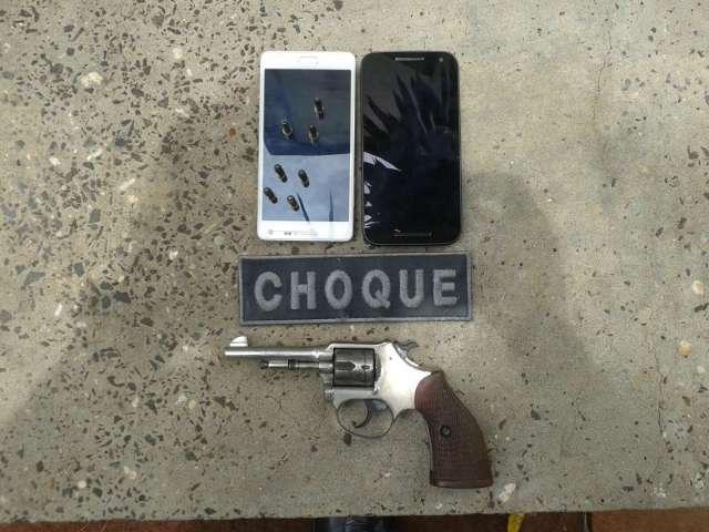 Assaltantes s&atilde;o presos ap&oacute;s roubos de celulares na Avenida Guaicurus
