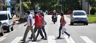 Agora, faixa de pedestre é exclusividade de travessia em frente à Morada dos Baís (foto) e Cidade do Natal. (Foto: João Garrigó)