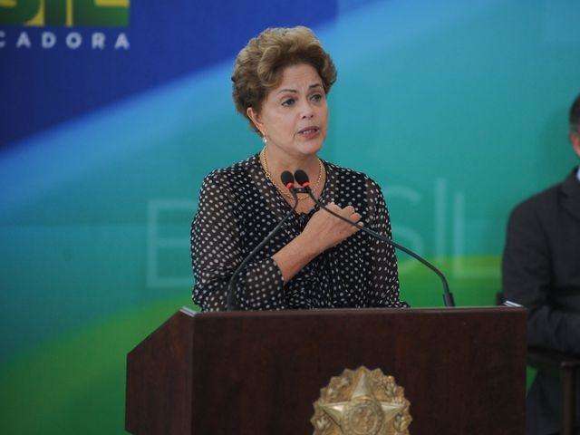 Em entrevista, Dilma diz que confia na recupera&ccedil;&atilde;o da Petrobras