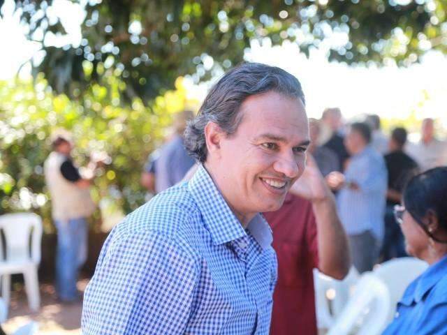 Prefeito diz que vai atender recomenda&ccedil;&atilde;o e cortar servi&ccedil;o de grandes geradores 