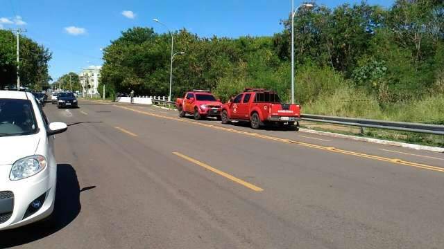 Bombeiros encontram adolescente de 13 anos morto em c&oacute;rrego