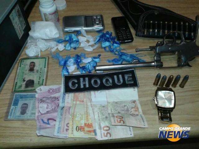 Homem apanha de traficantes ao tentar resgatar bens furtados por faxineira