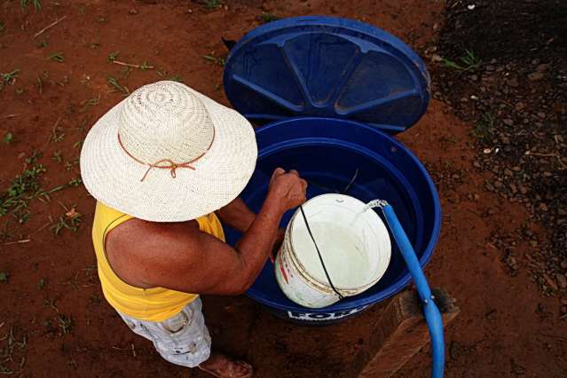 Acampamento de sem-terra na Capital &eacute; o 1&ordm; do pa&iacute;s a ter luz el&eacute;trica