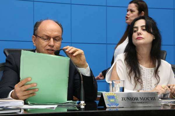Proposta quer prevenir gestantes sobre risco de dengue e zika v&iacute;rus