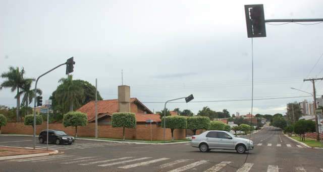  Sem&aacute;foros danificados chamam aten&ccedil;&atilde;o e Agetran promete conserto para hoje