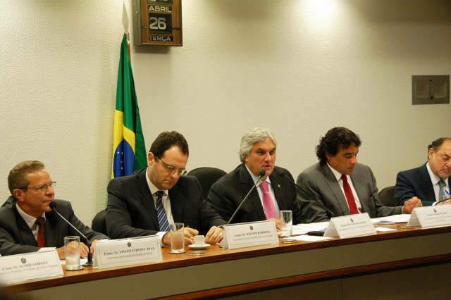 Delc&iacute;dio diz que audi&ecirc;ncia foi ponta-p&eacute; inicial da Reforma Tribut&aacute;ria