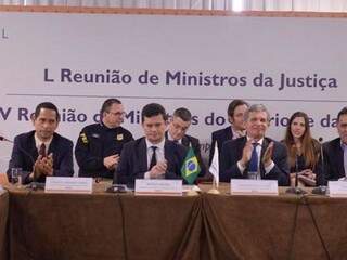Acordo no Mercosul permite continuar perseguição policial além de fronteiras Acordo no Mercosul permite continuar perseguição policial além de fronteiras