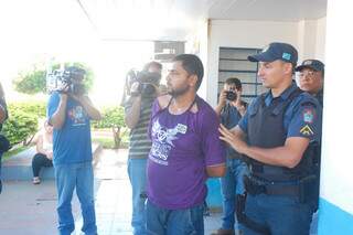 Acusado foi preso pela Polícia Militar. (Foto: Ana Maria Assis/Arquivo)