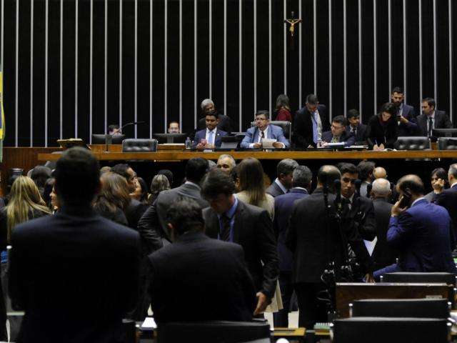 Metade da bancada federal de Mato Grosso do Sul rejeitou &#039;distrit&atilde;o&#039; 