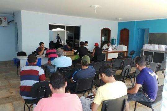 Sindicato e cons&oacute;rcio firmam acordo para pagamento de trabalhadores