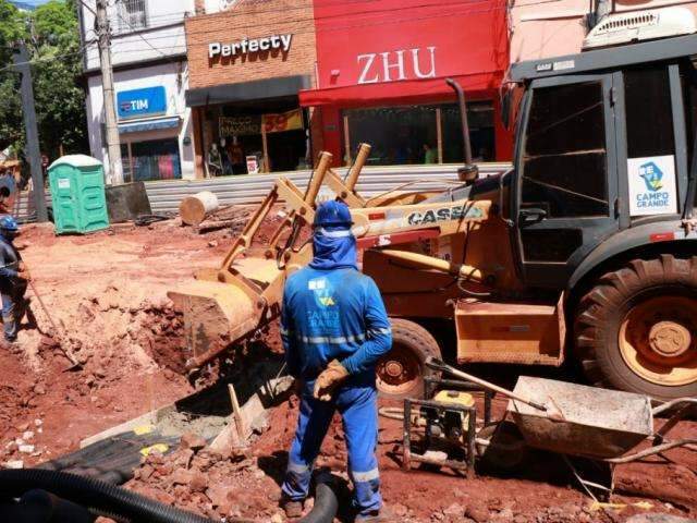 Arquitetas da Bol&iacute;via visitam obras do Reviva para levar de modelo