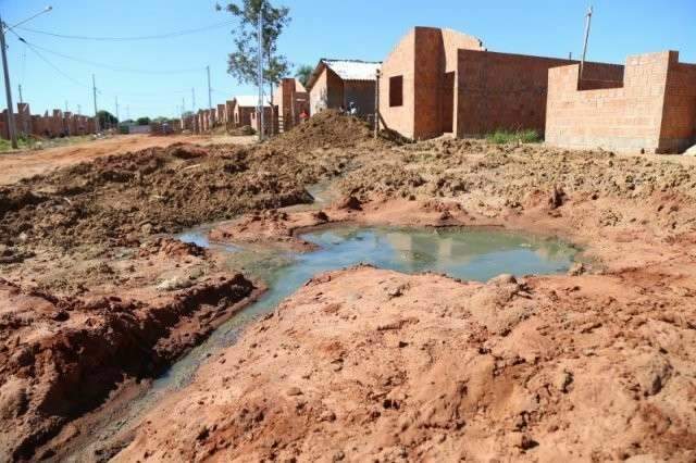 Campanha orienta sobre necessidade de contrata&ccedil;&atilde;o de servi&ccedil;o de esgoto 