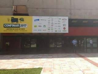 Confinar está sendo realizado no centro de Convenções Rubens Gil de Camillo, em Campo Grande. (Foto: Renata Volpe)
