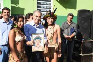 Governador Reinaldo Azambuja inaugura escola indígena na Aldeia Lalima, em Miranda (Foto: Divulgação/Jessica Barbosa)
