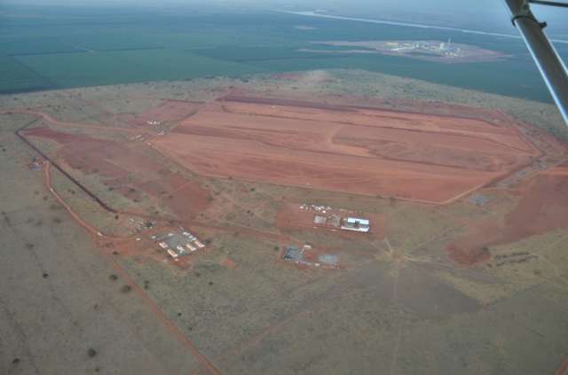 Com d&iacute;vida de R$ 8 milh&otilde;es, empresas param em obra bilion&aacute;ria da Petrobras 