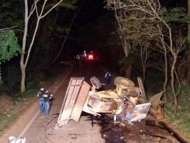 Trator tomba e mata trabalhador ao ser atingido por caminhonete na MS-276