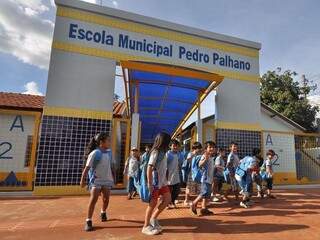 Aulas em escolas municipais de Dourados começam no dia 13 de fevereiro (Foto: Divulgação)