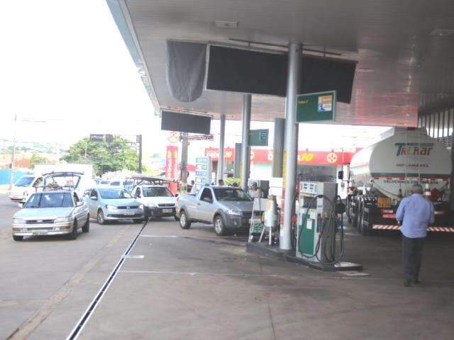 Valor do litro da gasolina vai de R$ 4,05 a R$ 4,79 nos postos de MS