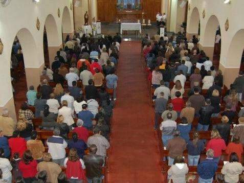 Sob protesto de evang&eacute;licos, lei aprovada define santa padroeira de MS