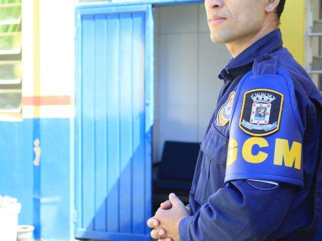 Guarda que espancou mulher e atirou na rua ser&aacute; alvo de processo disciplinar