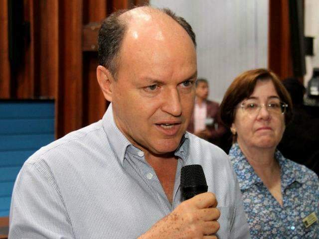 Mochi quer ouvir entidades antes de an&aacute;lise t&eacute;cnica sobre taxas cartor&aacute;rias