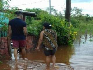 Em Bela Vista, prejuízos causados pelas chuvas à população exigiram da prefeitura decretação de situação de emergência. (Foto: Defesa Civil de Bela Vista/Divulgação)