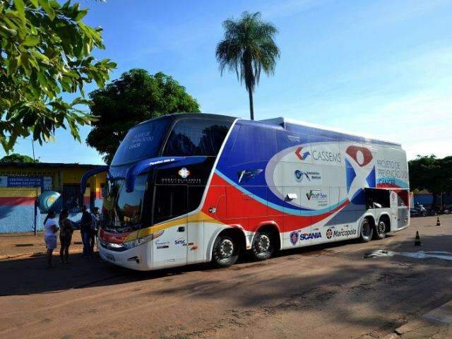 &Ocirc;nibus leva exames preventivos e consultas gratuitas a munic&iacute;pio de MS