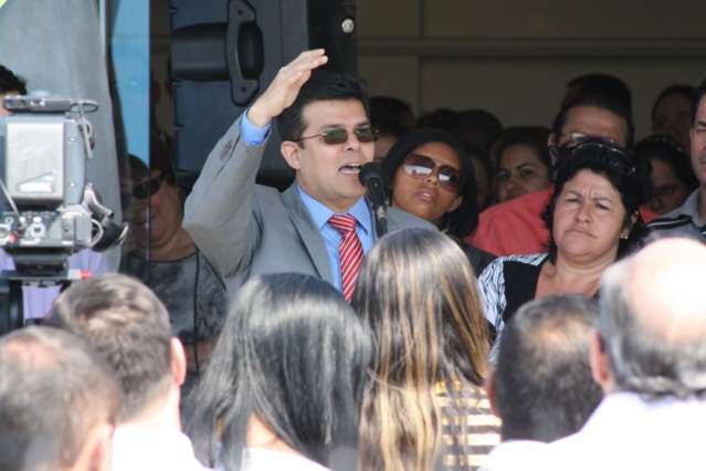 Olarte diz que tem esperan&ccedil;a de retorno de Semy para prefeitura