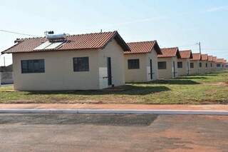 Governo construiu dois condomínios de residências. (Foto: Jessica Barbosa)