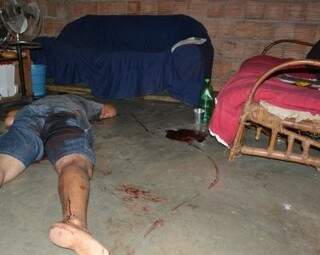 A vítima seria usuária de drogas e vivia em conflitos constantes com a família  (Foto: Edição de Notícias / PC de Souza)