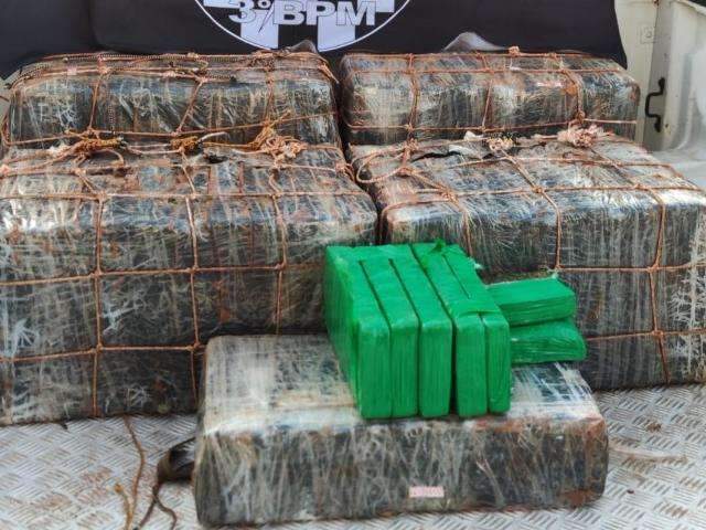 &ldquo;Cruel do PCC&rdquo; e &ldquo;Daltinho&rdquo; s&atilde;o presos com 200 quilos de maconha em casa 
