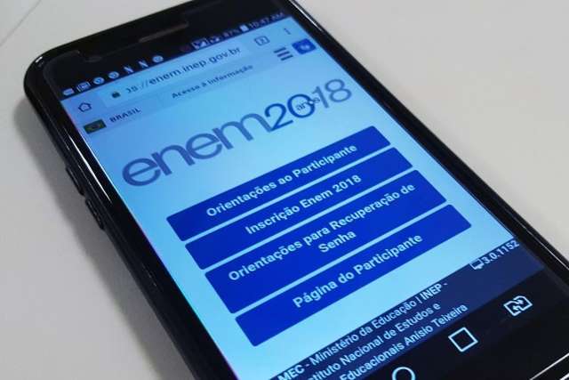 Estudantes t&ecirc;m at&eacute; &agrave;s 22h59 para fazer a inscri&ccedil;&atilde;o do Enem 2018