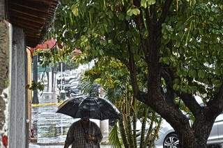 Em nove dias, Corumbá teve 102,6 milímetros de chuva. (Foto: Anderson Gallo, Diário Corumbaense)
