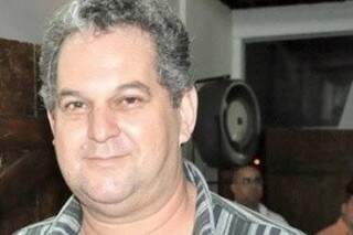 Rocaro era jornalista e escritor, e foi morto em fevereiro de 2012 na avenida Brasil por pistoleiros (Foto: Divulgação)